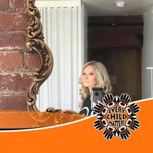 Meet your Posher, Julia